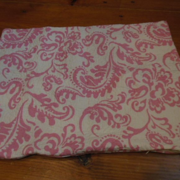 COMPANY C *Standard* Pink Floral Pillow Sham Quilted Reversible Cover - Picture 7 of 8